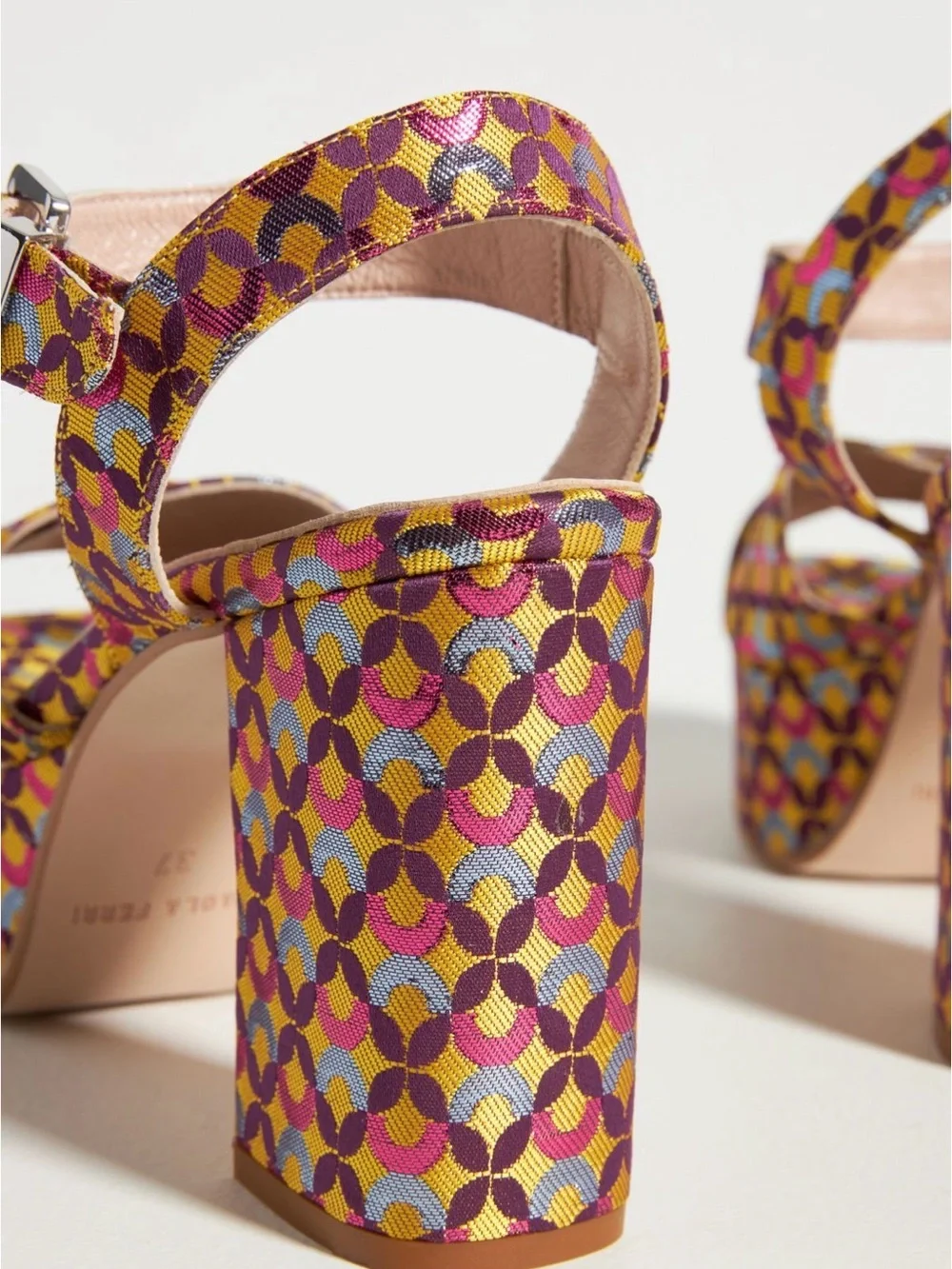 Paola Ferri retro platform sandals, size 38 (7.5)